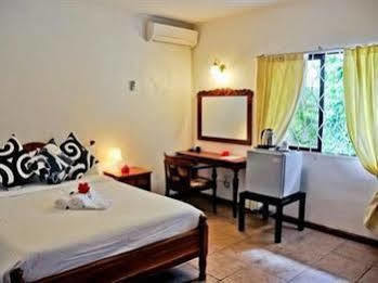 Lime Hill Lodge Anse aux Pins Buitenkant foto